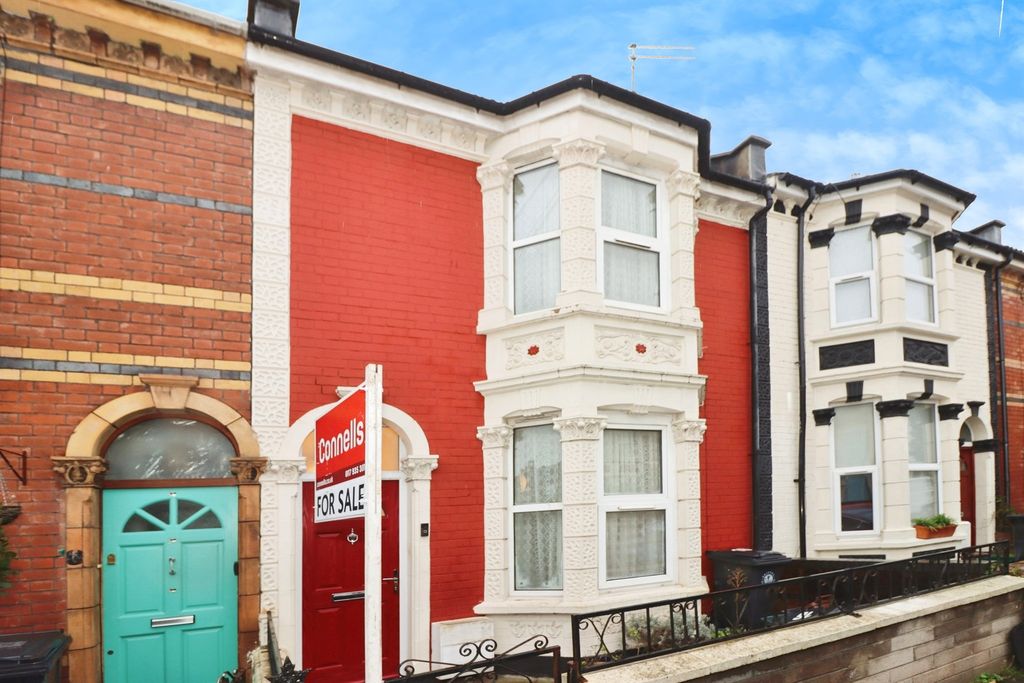 Property photo 1 of 20