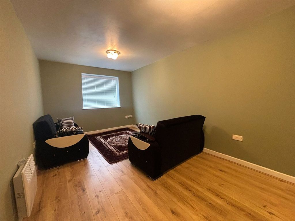 Property photo 2 of 5 Picture No. 02