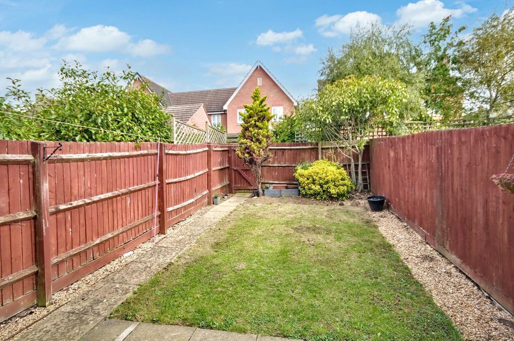 Property photo 2 of 10