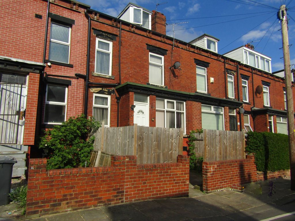 Property photo 2 of 11