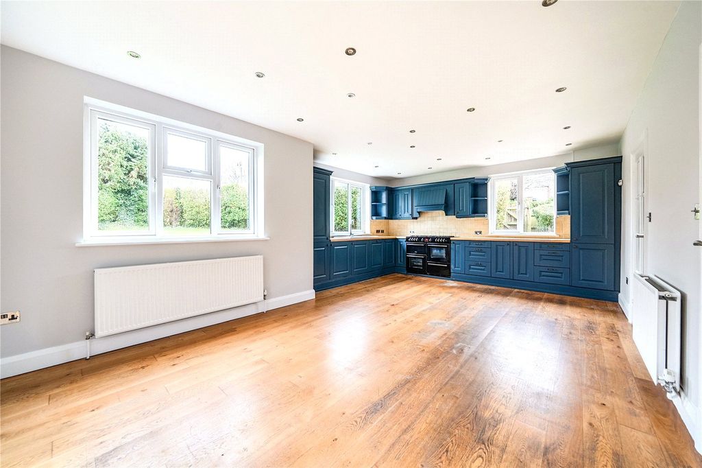 Property photo 2 of 10 Kitchen/Diner