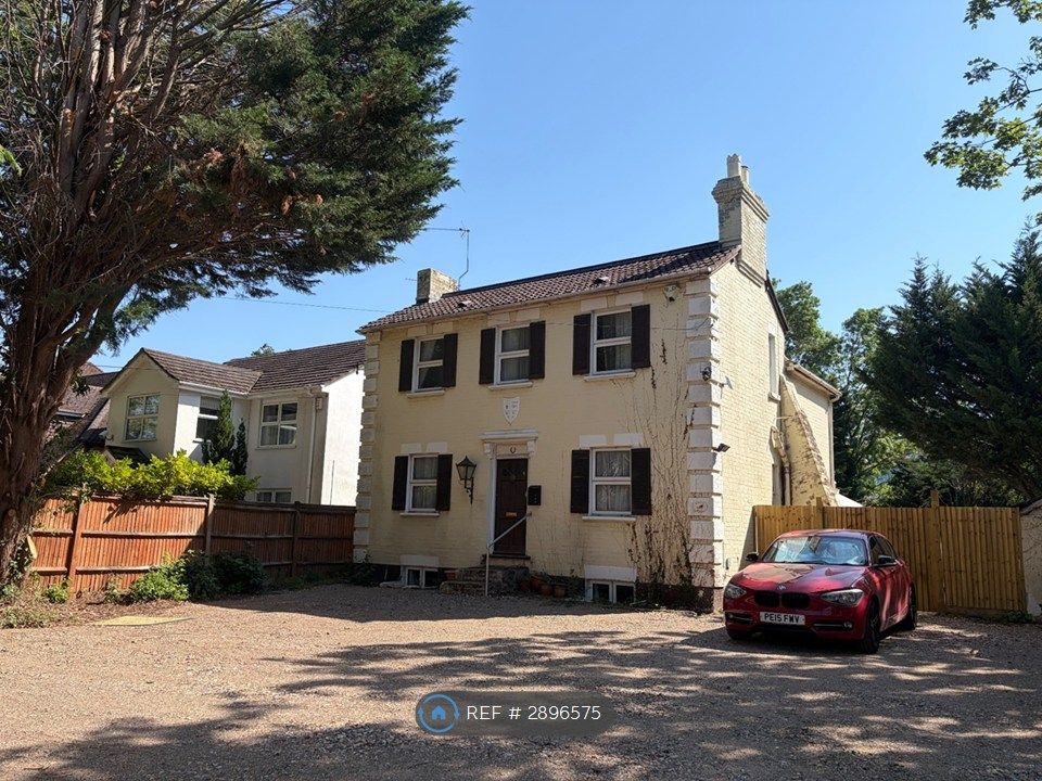 Property photo 1 of 11