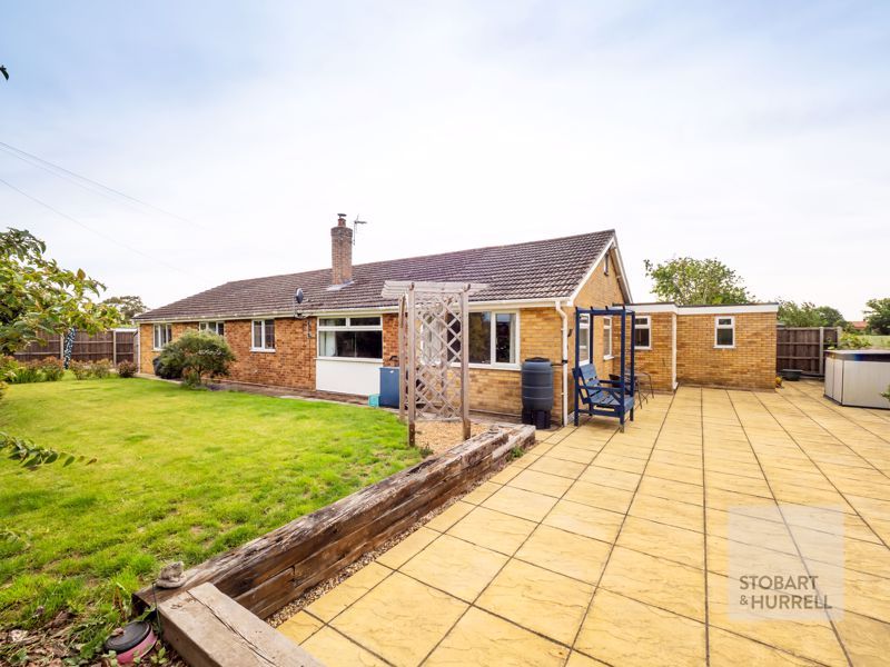 Property photo 1 of 22 Side Garden & Rear Terrace
