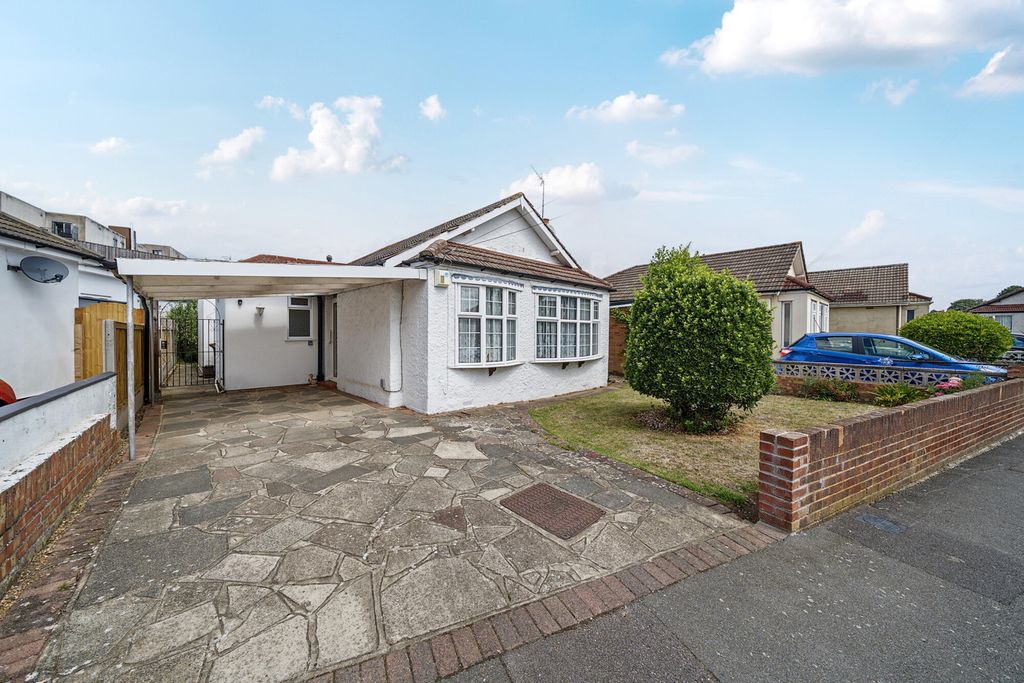 Property photo 1 of 14 External