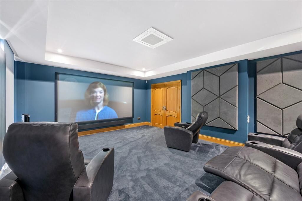 Property photo 2 of 3