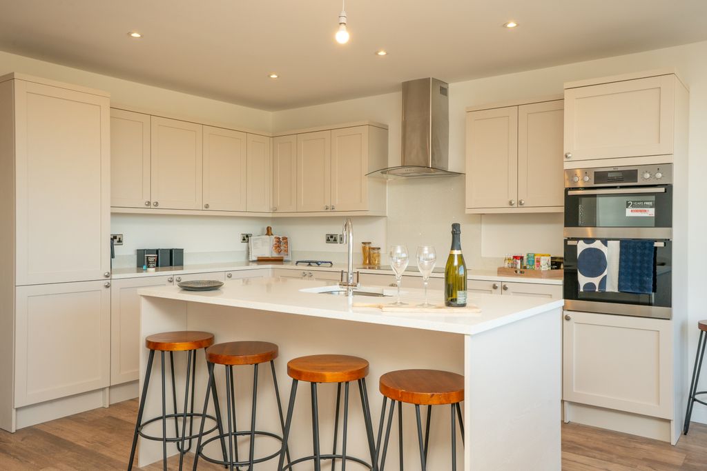 Property photo 3 of 21 Plot8Sandhutton9