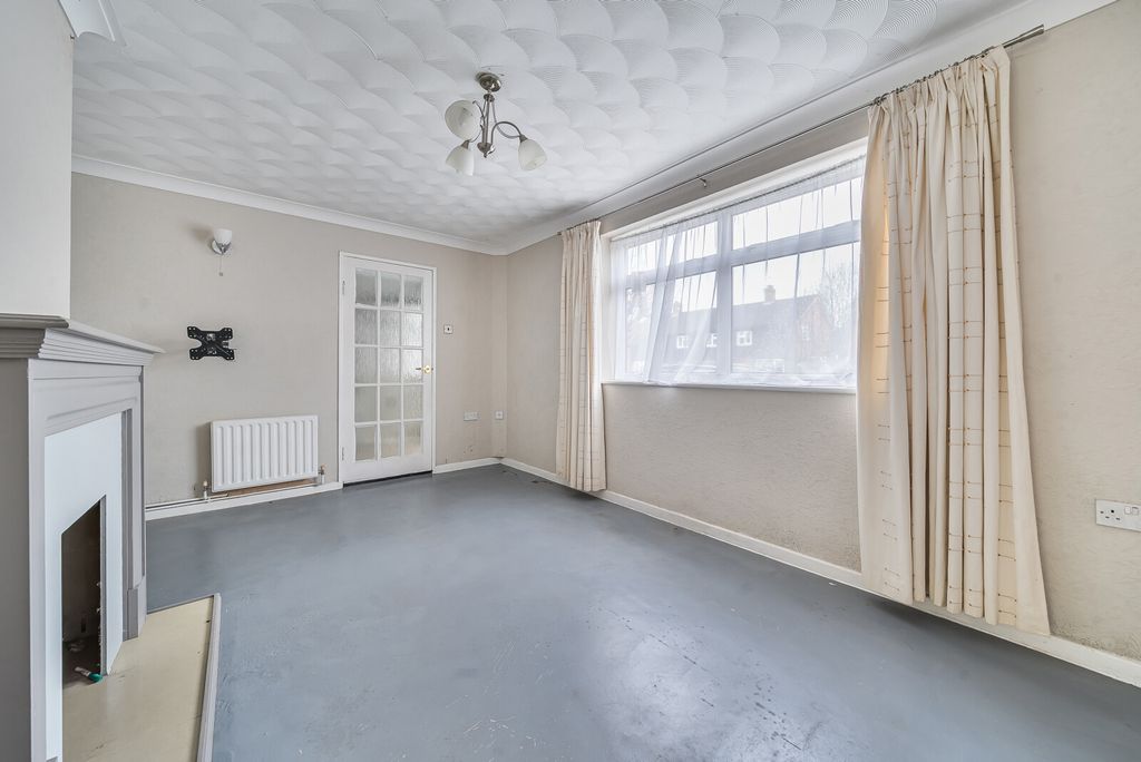 Property photo 2 of 13 1406607-16-6980Af...