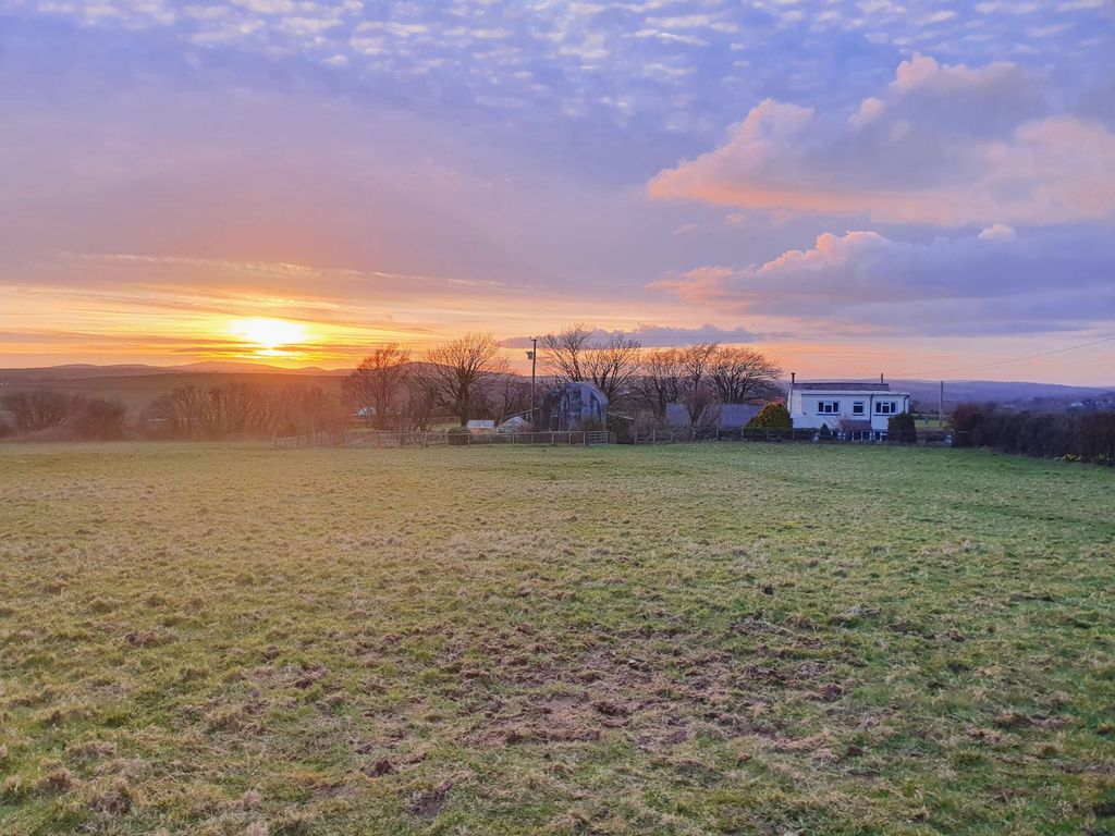 Property photo 1 of 47