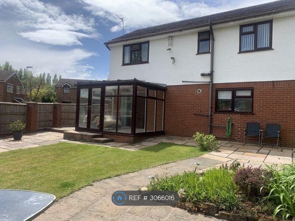 Property photo 2 of 19