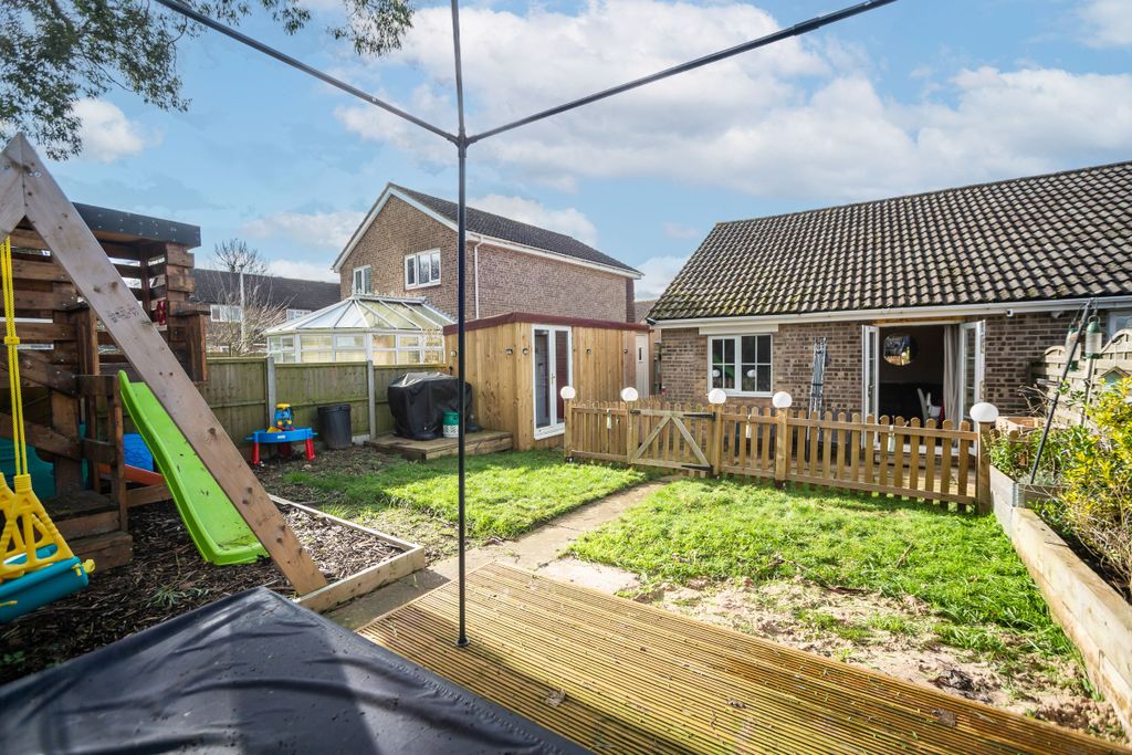 Property photo 2 of 10