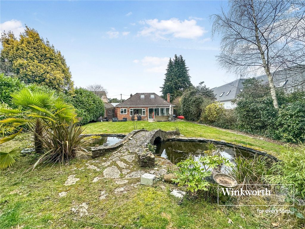 Property photo 1 of 18 Picture No. 04