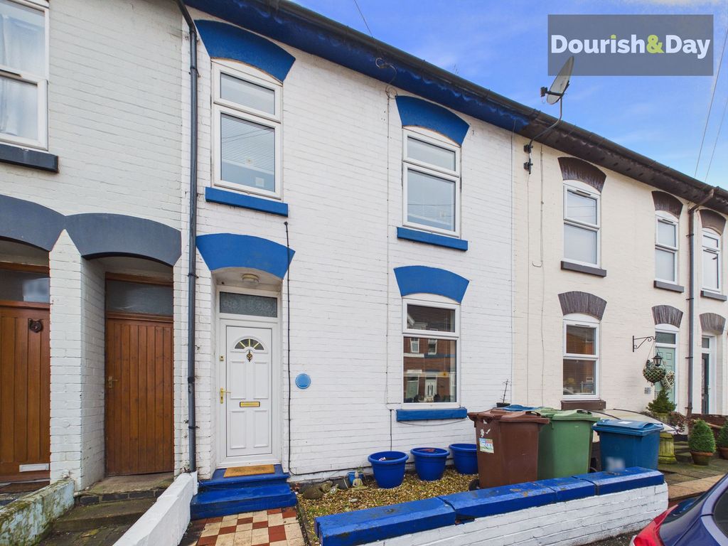 Property photo 1 of 15