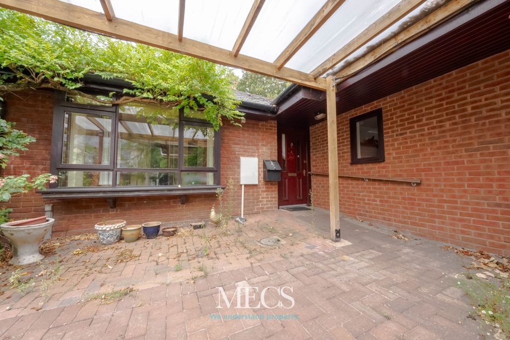 Property photo 1 of 8 5383090