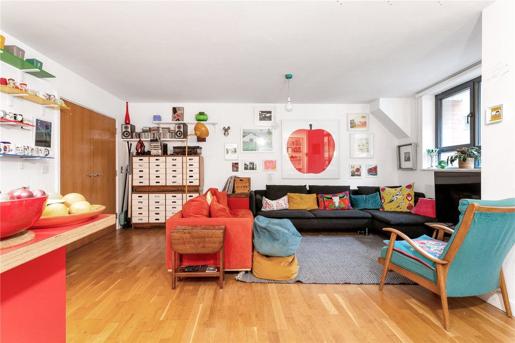 Property photo 2 of 11 Picture No. 05