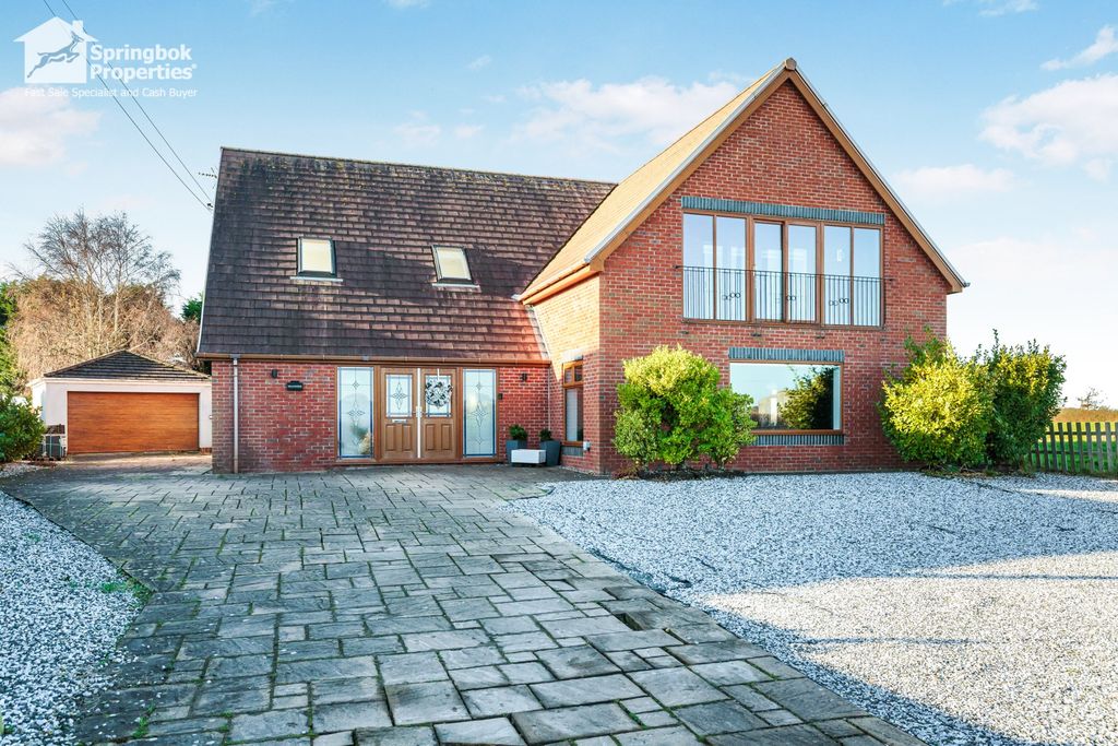 Property photo 1 of 27 Front View