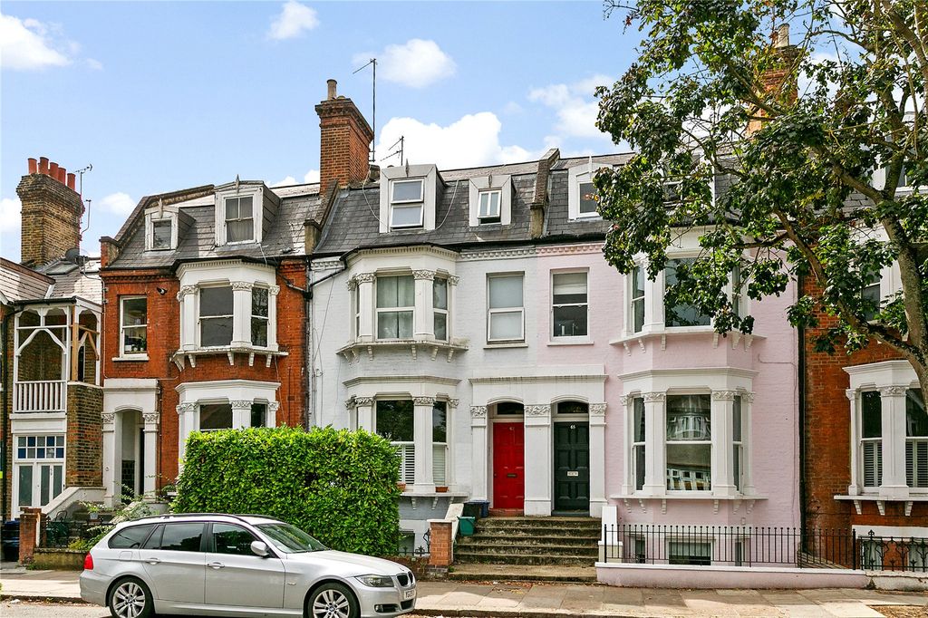 Property photo 2 of 15 Picture No. 01