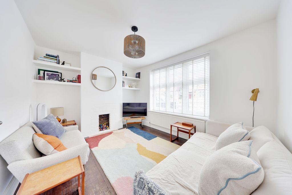 Property photo 3 of 13