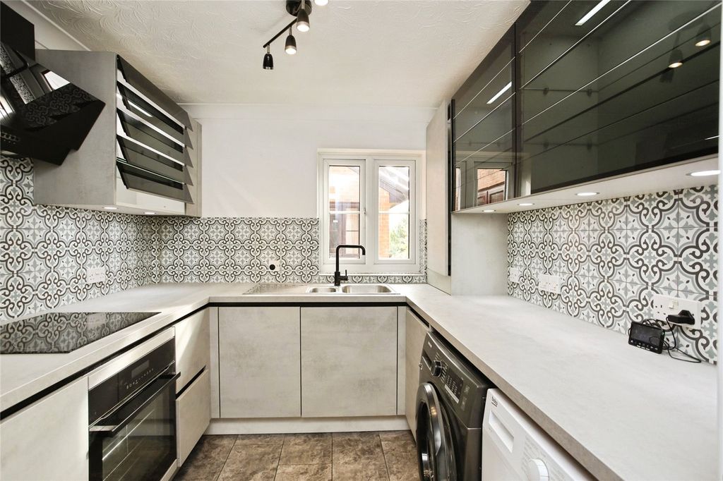 Property photo 3 of 17 Picture No. 07