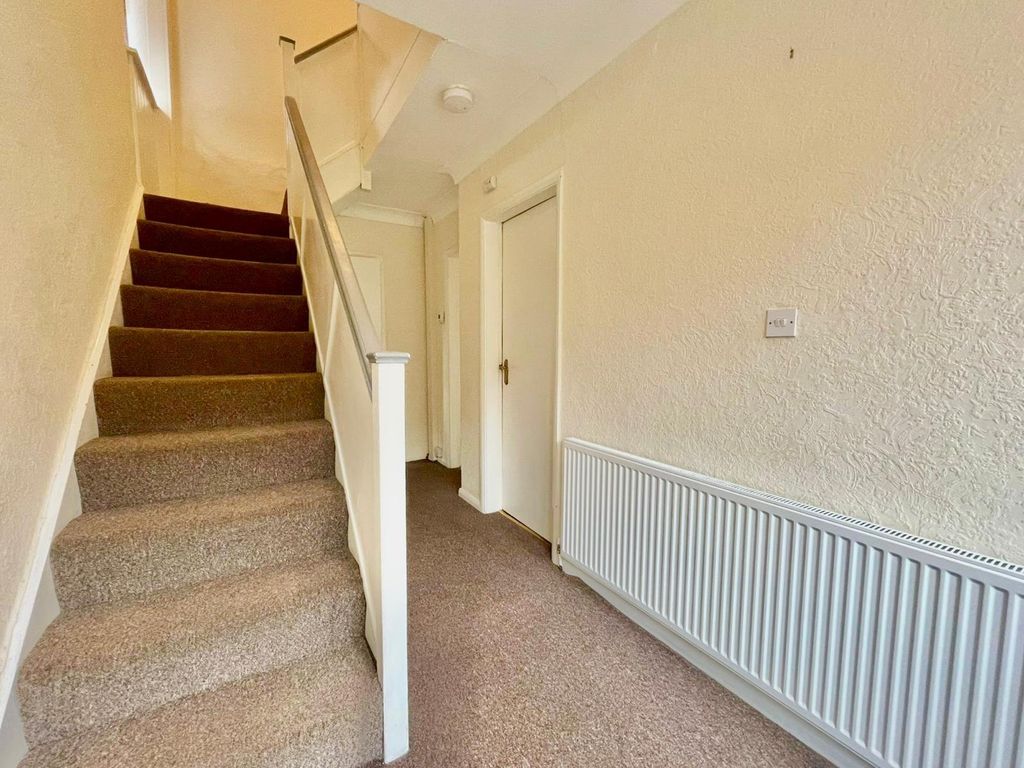 Property photo 2 of 15 Picture No. 11