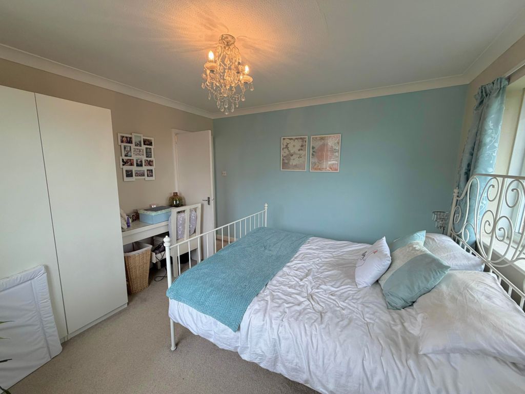 Property photo 2 of 7 View