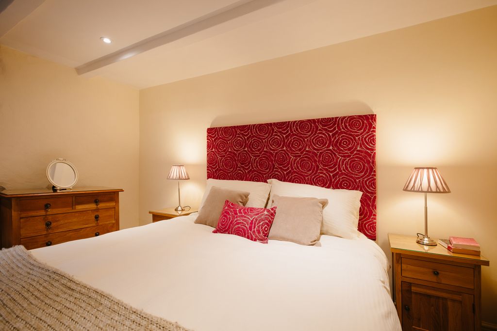 Additional image 14 of 1 bed flat for saleNew Street, Penzance TR18