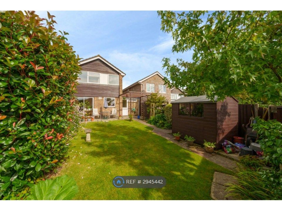 Property photo 2 of 11