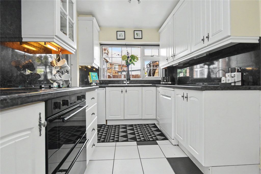 Property photo 3 of 20 Picture No. 08
