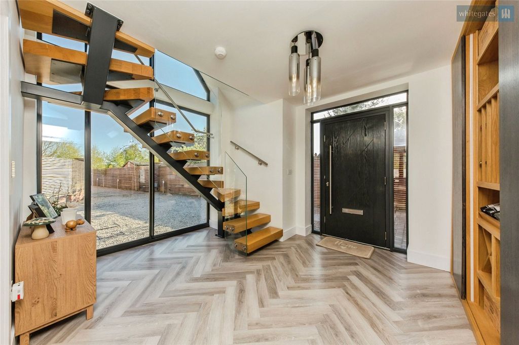 Property photo 3 of 26 Picture No. 22