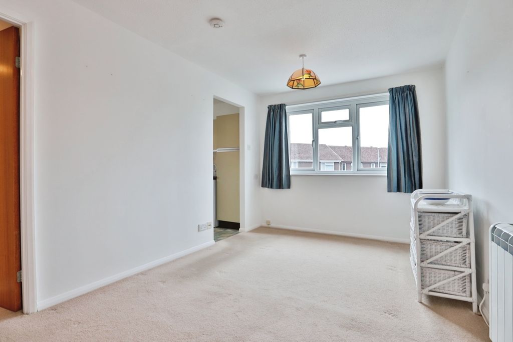 Property photo 3 of 14 Pbox-Img.Jpg