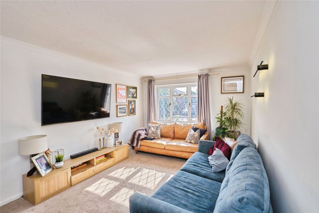 Property photo 3 of 32 Picture No. 26