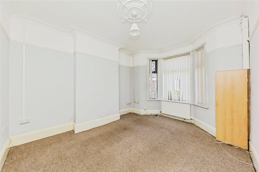 Property photo 2 of 17 Picture No. 03