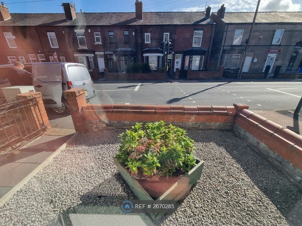 Property photo 2 of 11