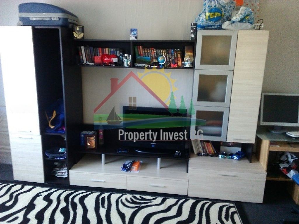 Property photo 3 of 7