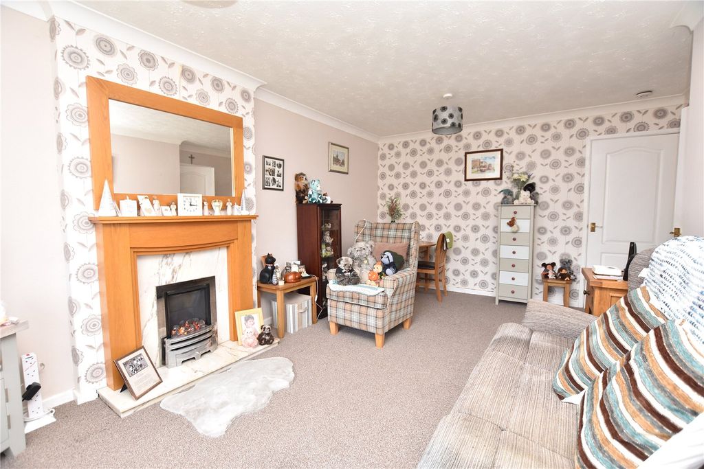 Property photo 3 of 13 Picture No. 11