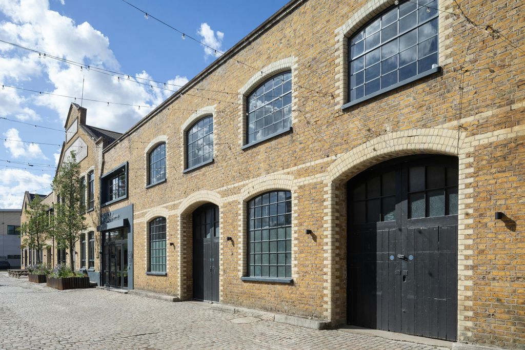 Property photo 3 of 13 The Bottle Factory123 Agnese Sanvito.Jpg