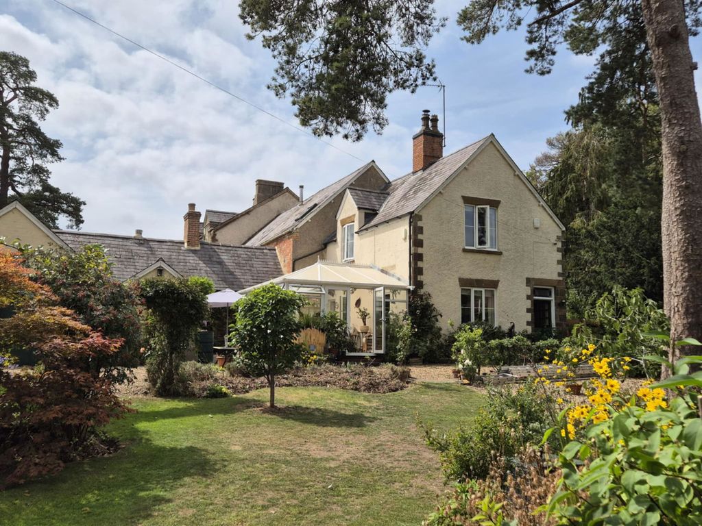 Property photo 1 of 38