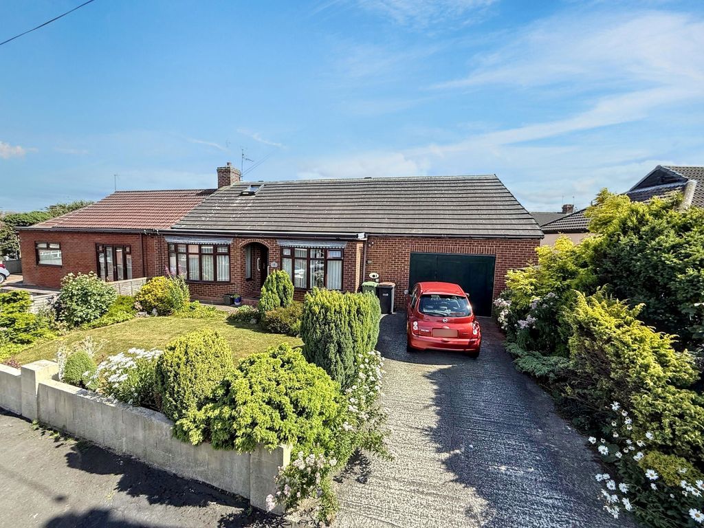 Property photo 1 of 28
