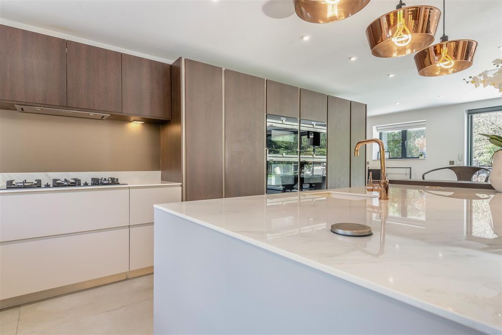 Additional image 14 of 7 bed detached house for saleThe Moorlands, Four Oaks Estate B74