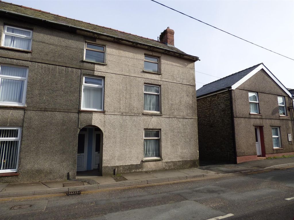 Property photo 2 of 7 Directions