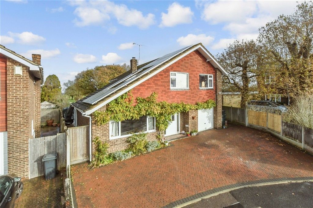 Property photo 1 of 19 External (Web).