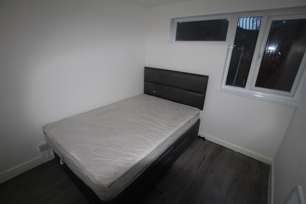 Property photo 3 of 19 Img_4976.Jpg