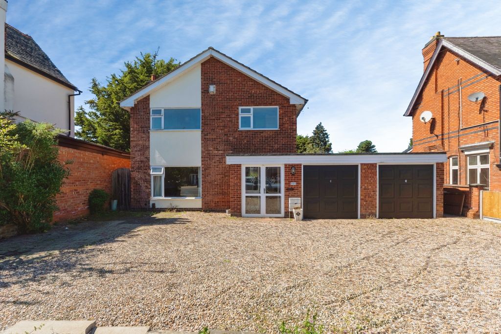 Property photo 2 of 22