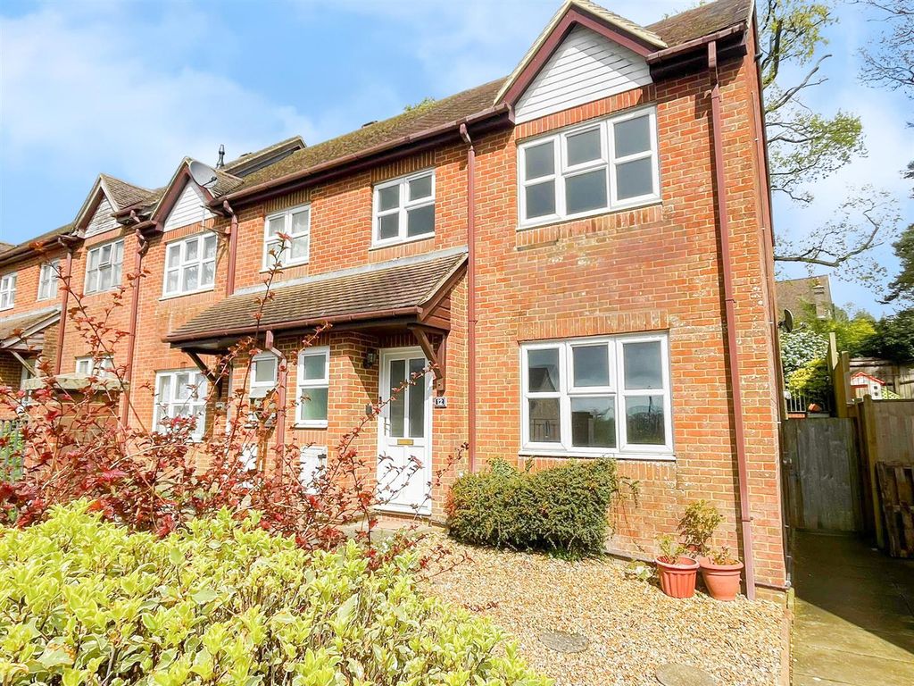 Property photo 1 of 20 Untitled Design - 2026-04-17T120403.097.Png