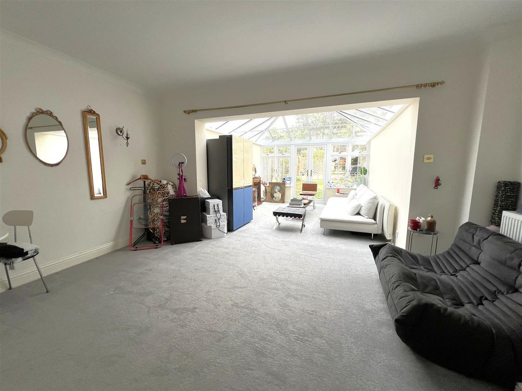 Property photo 3 of 13 Gf Living Room .Jpg