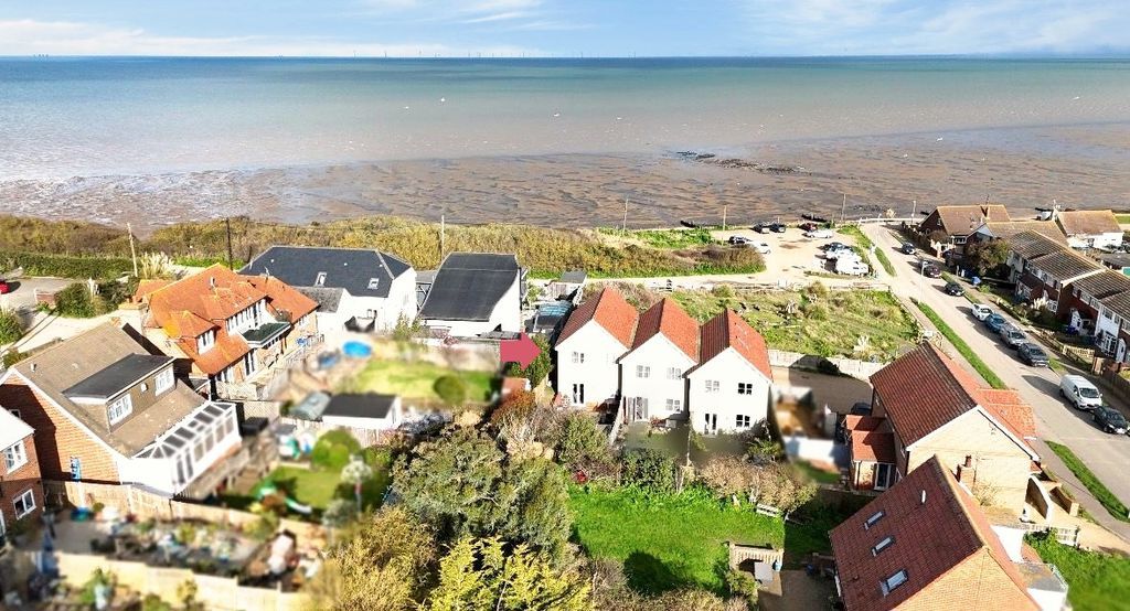 Property photo 2 of 13 Photo 14