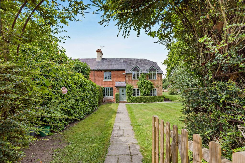 Property photo 1 of 17 Copse Cottage