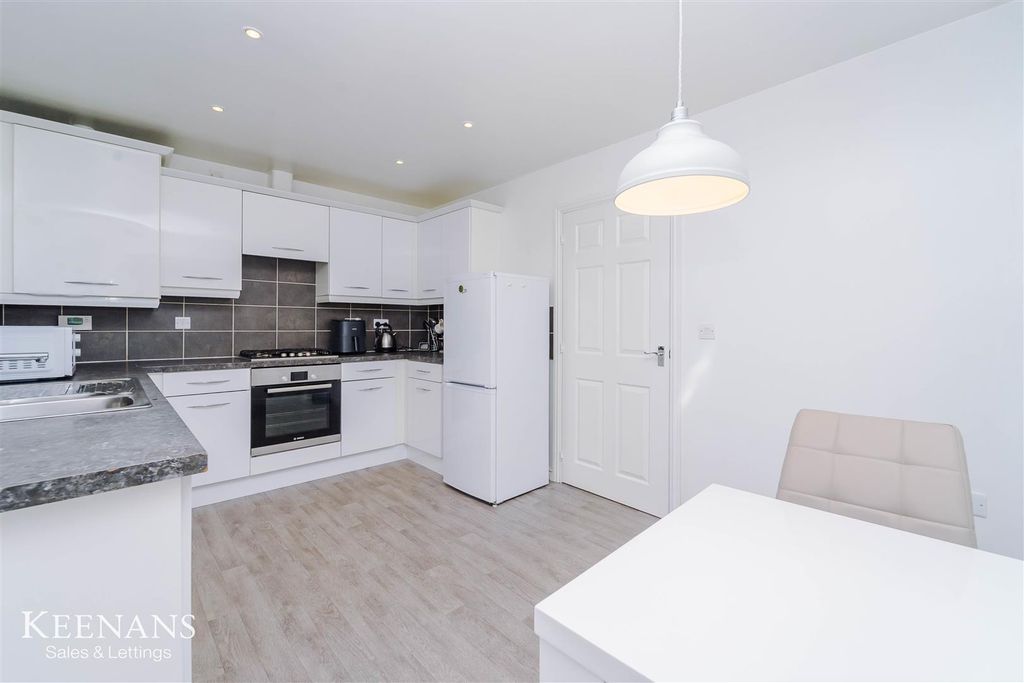 Property photo 1 of 33 21.Jpg
