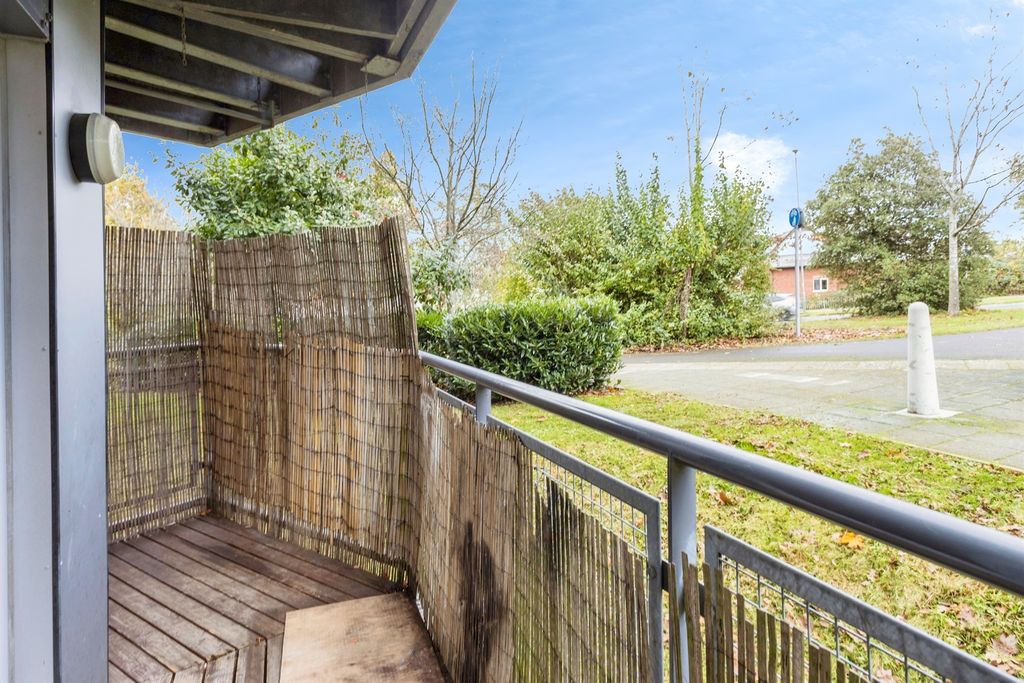 Property photo 2 of 14