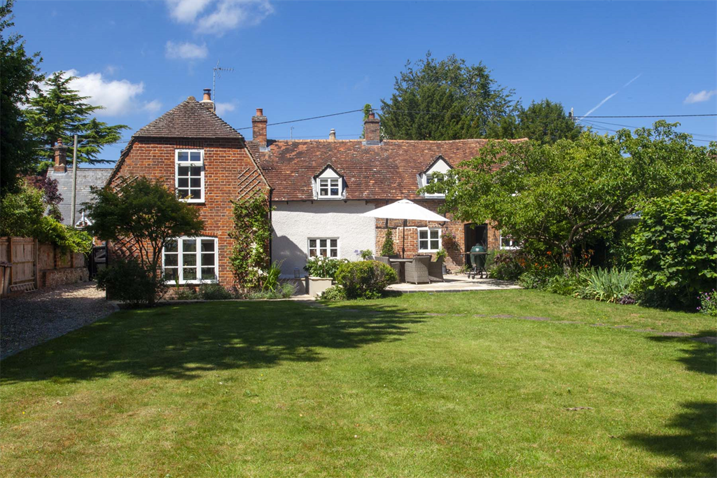 Property photo 1 of 39