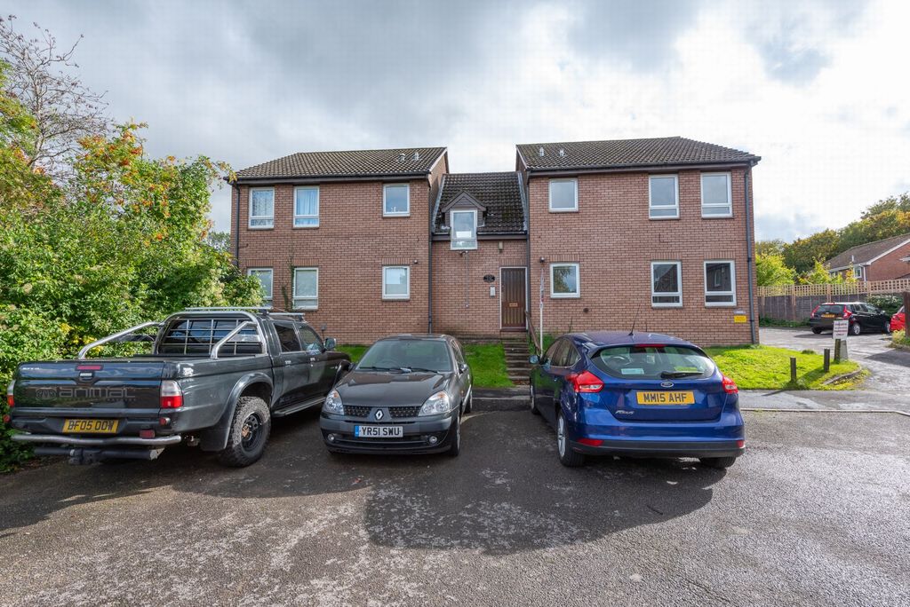 Property photo 1 of 7 Photo